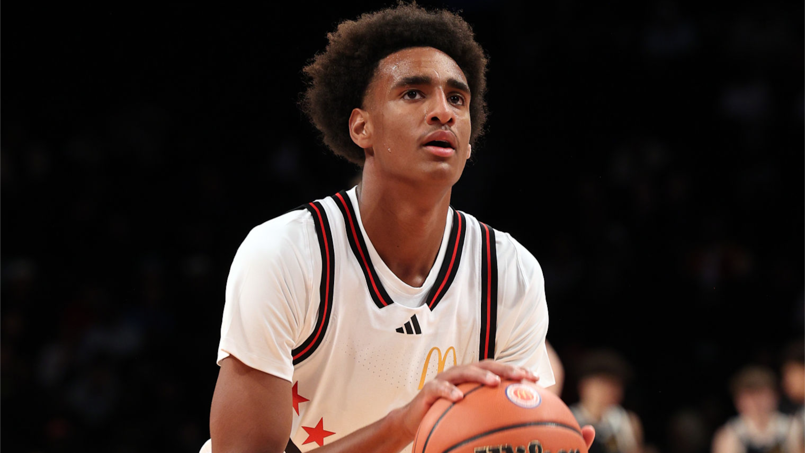 Alijah Arenas Tears Meniscus