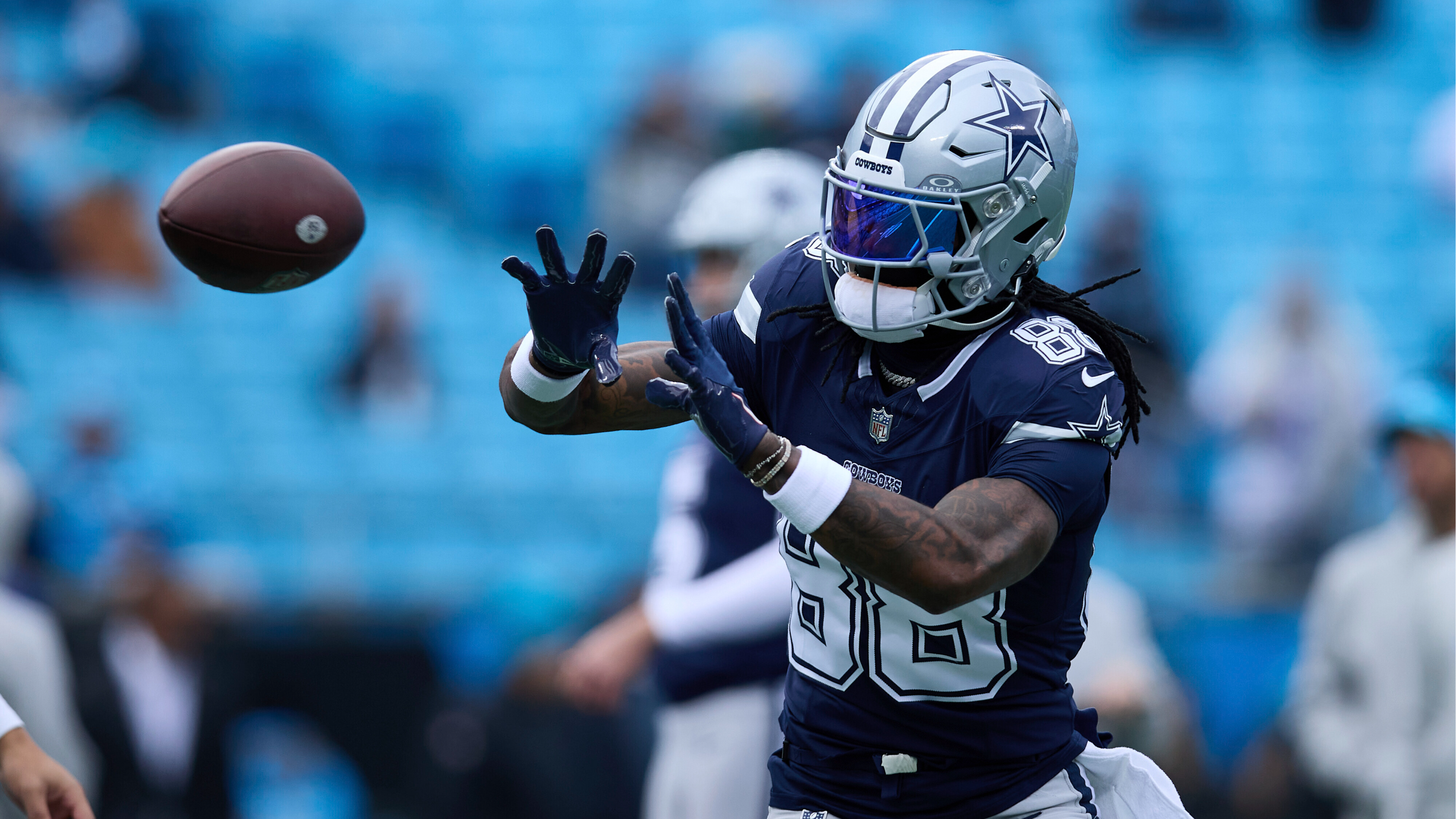 Top 100 Fantasy Football Rankings for PPR and Standard Leagues in 2025