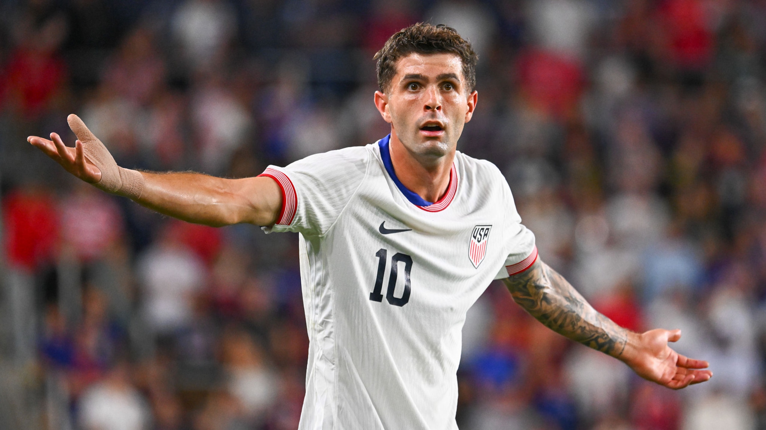 Pulisic Calms Poch Drama 😅