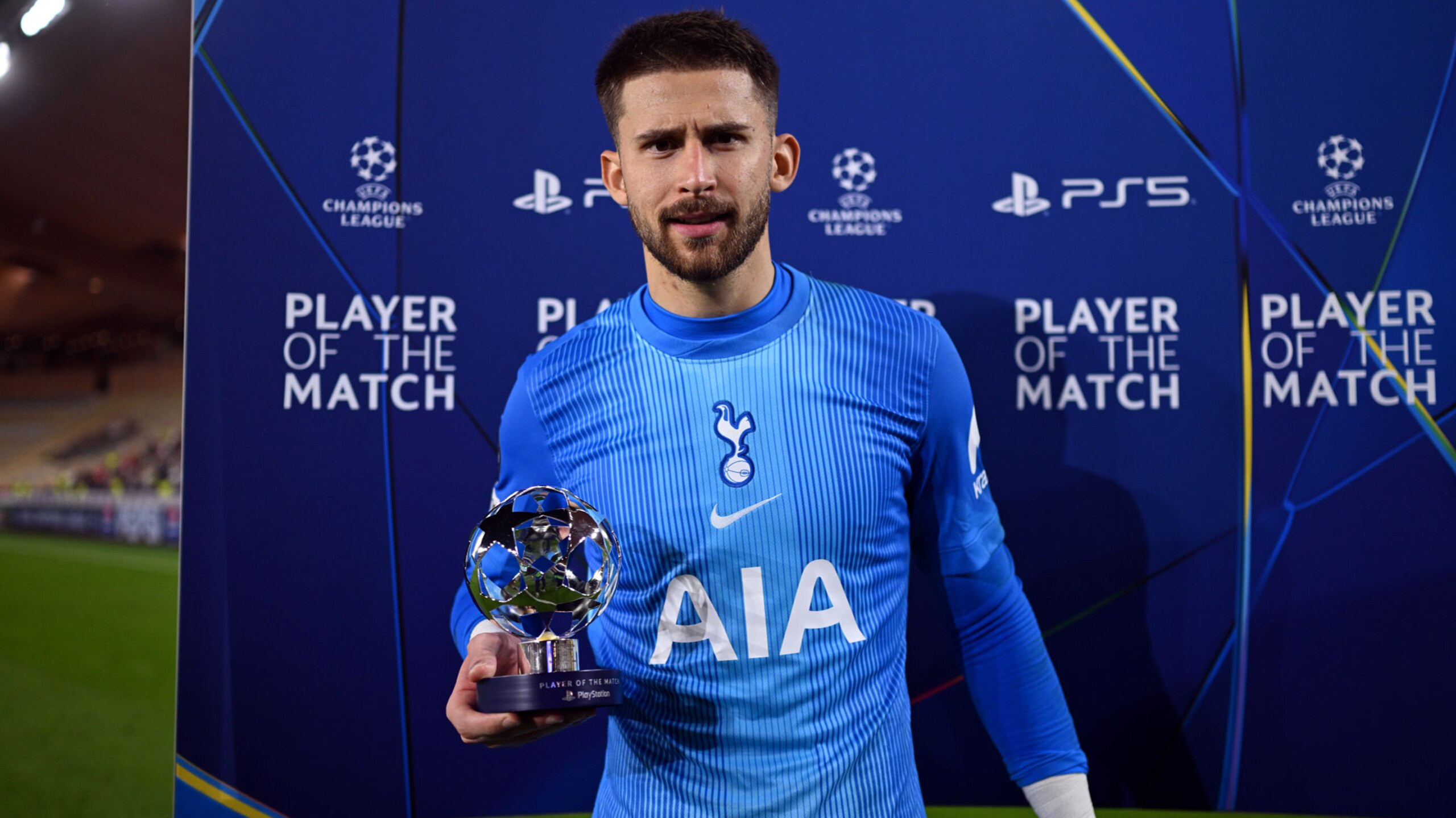 Tottenham Earns Hard-Fought Point