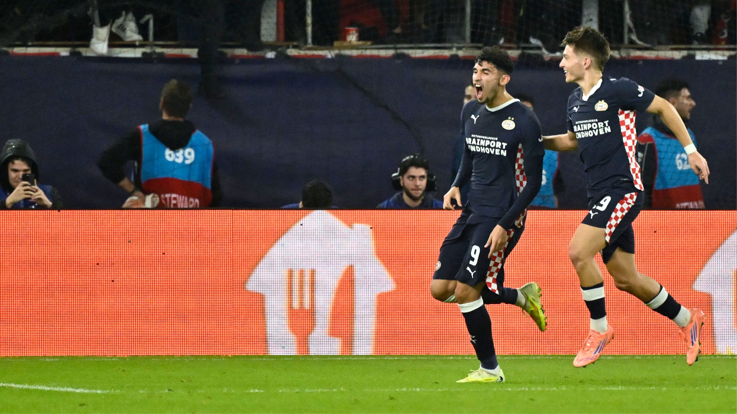 Pepi matches Ronaldo Record with Clutch UCL Goal 😤