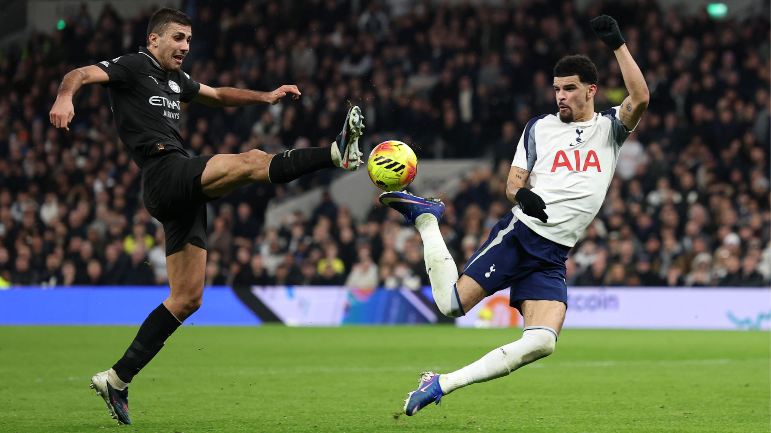 Spurs Hand Arsenal Major Title Boost 👀