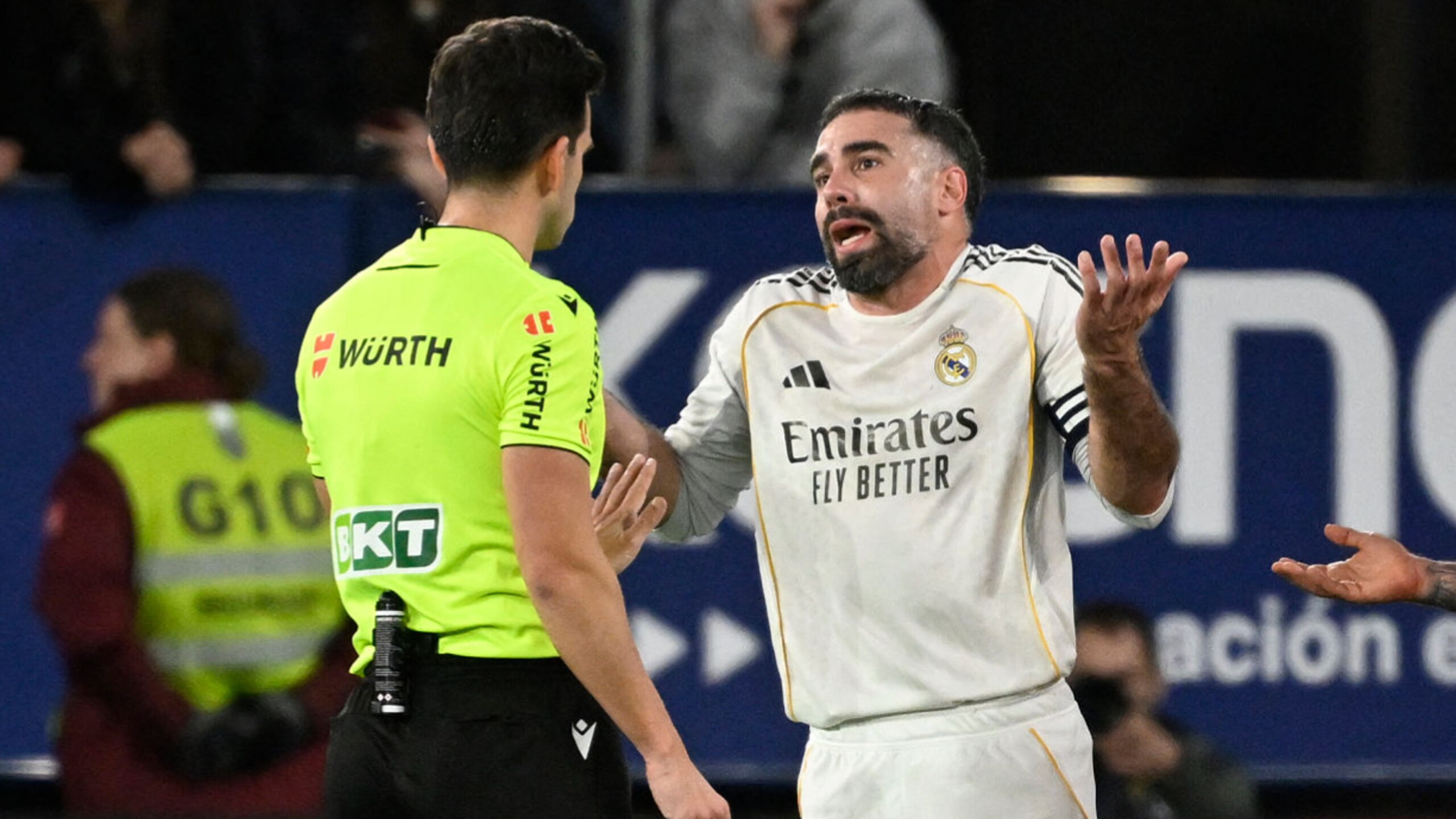 Madrid Fans Rip into Carvajal 😡