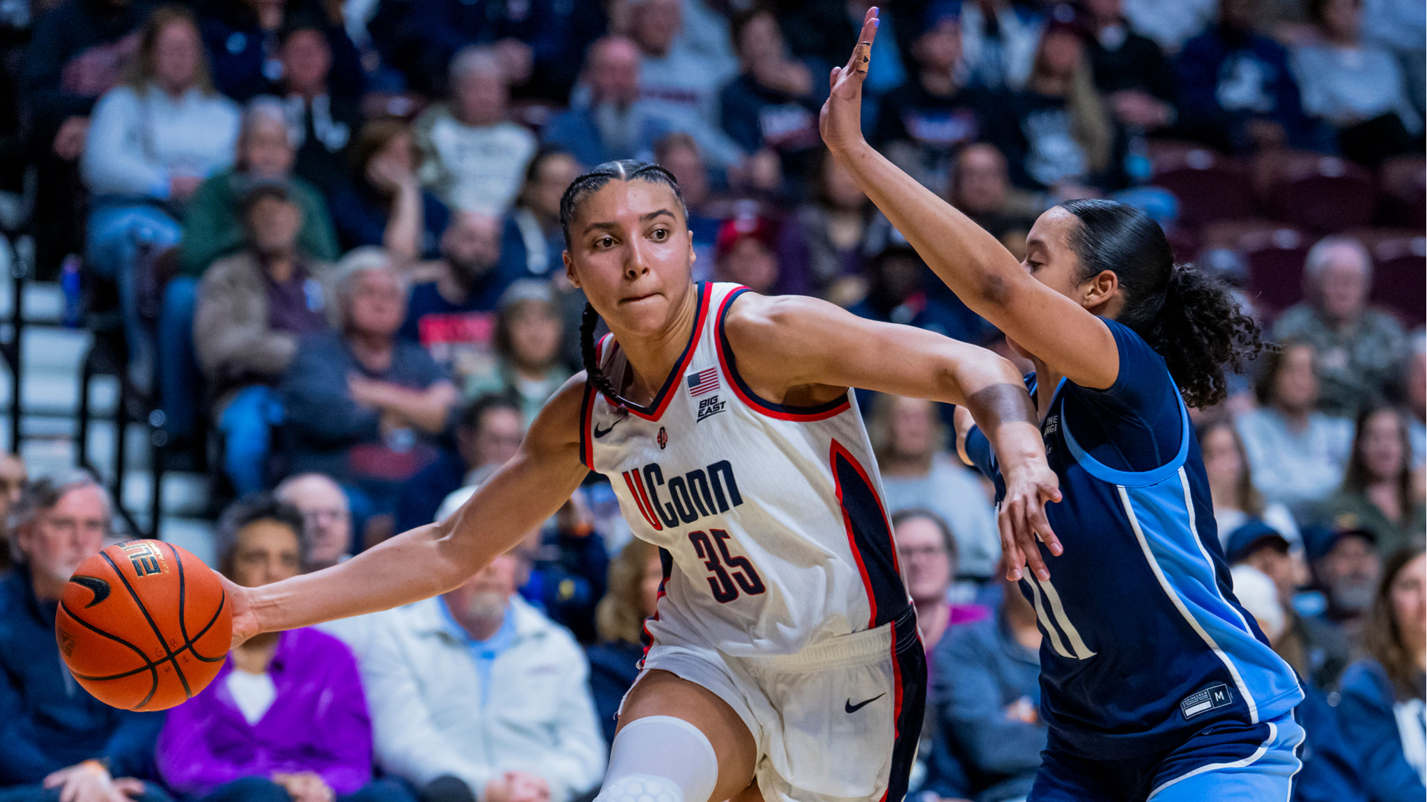 🚨 UConn No. 1 Overall Seed in WCBB