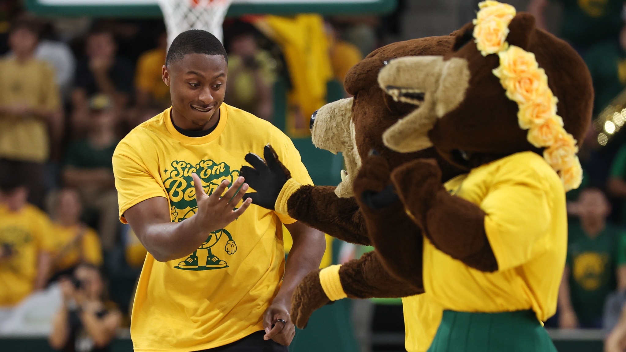 Players Turning Heads During Spring Practice 😅