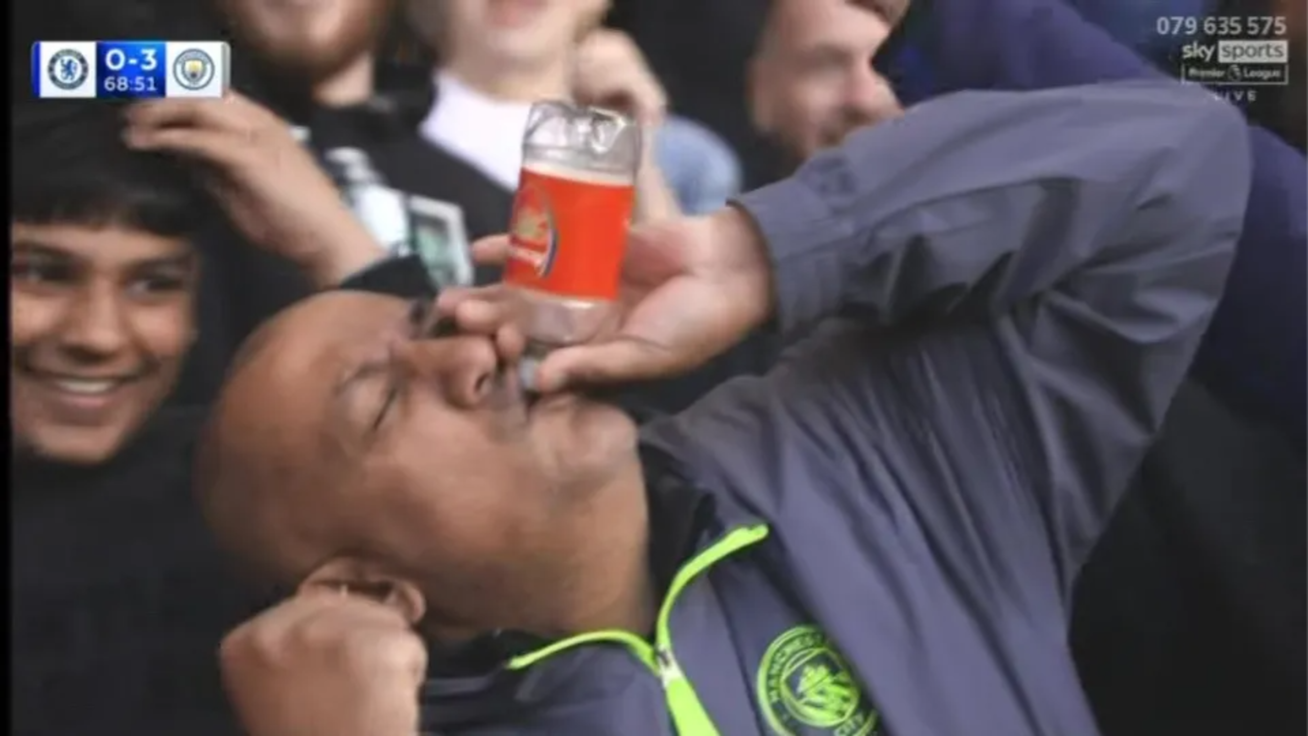 Fan's Viral Arsenal Troll 💀