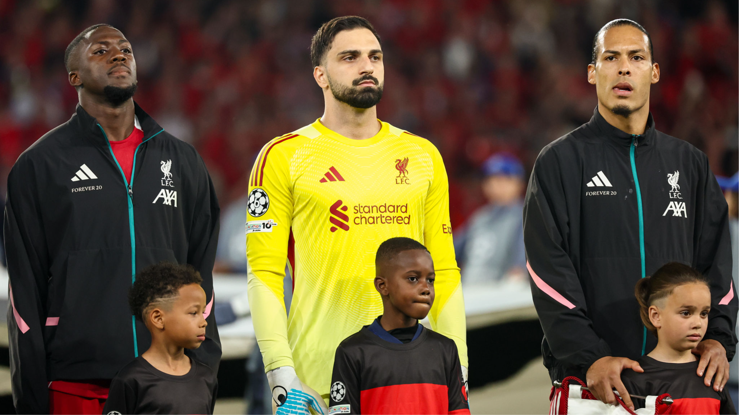 Liverpool vs. PSG Team News 🍿