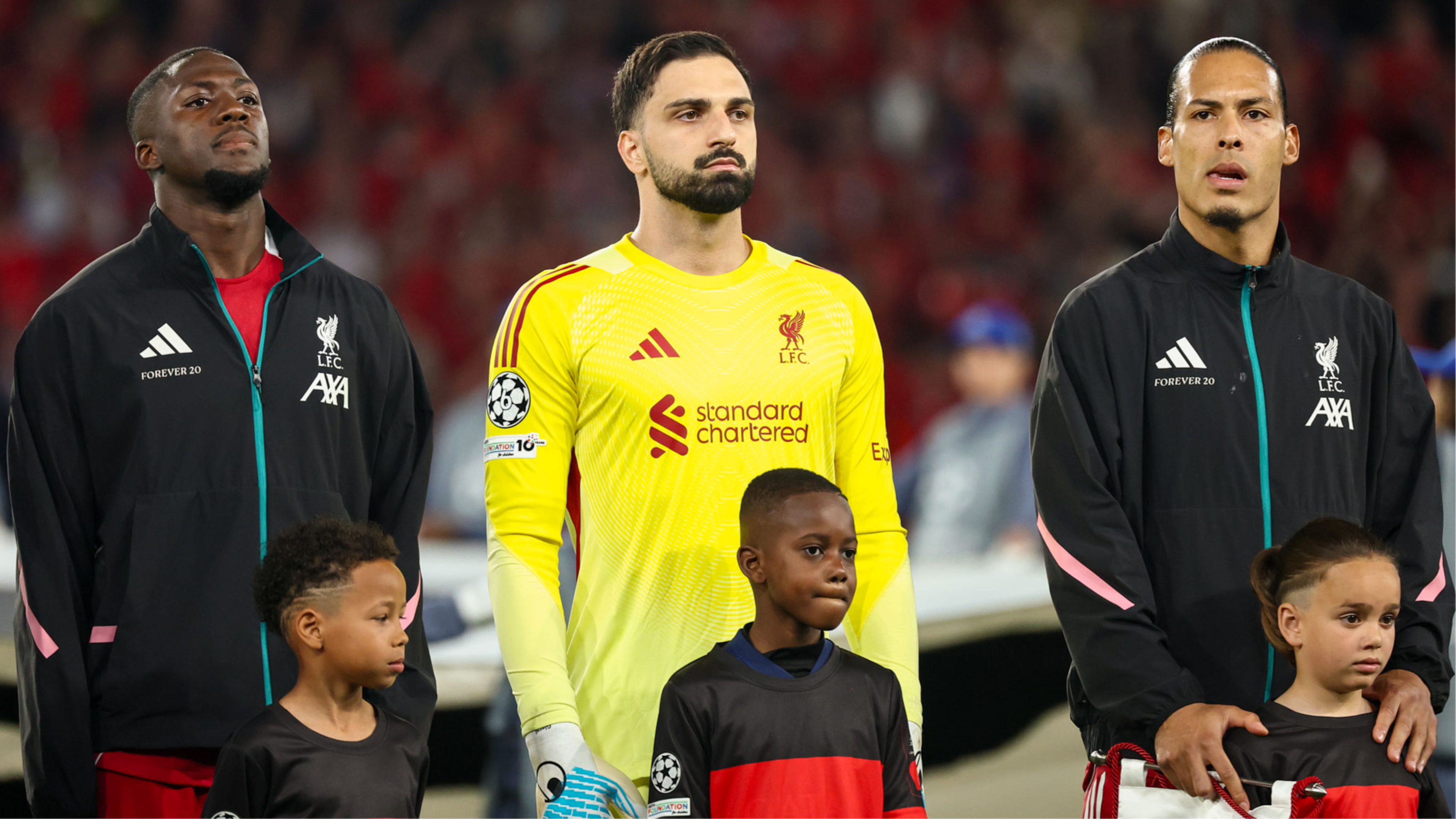 Liverpool vs. PSG Team News 🍿