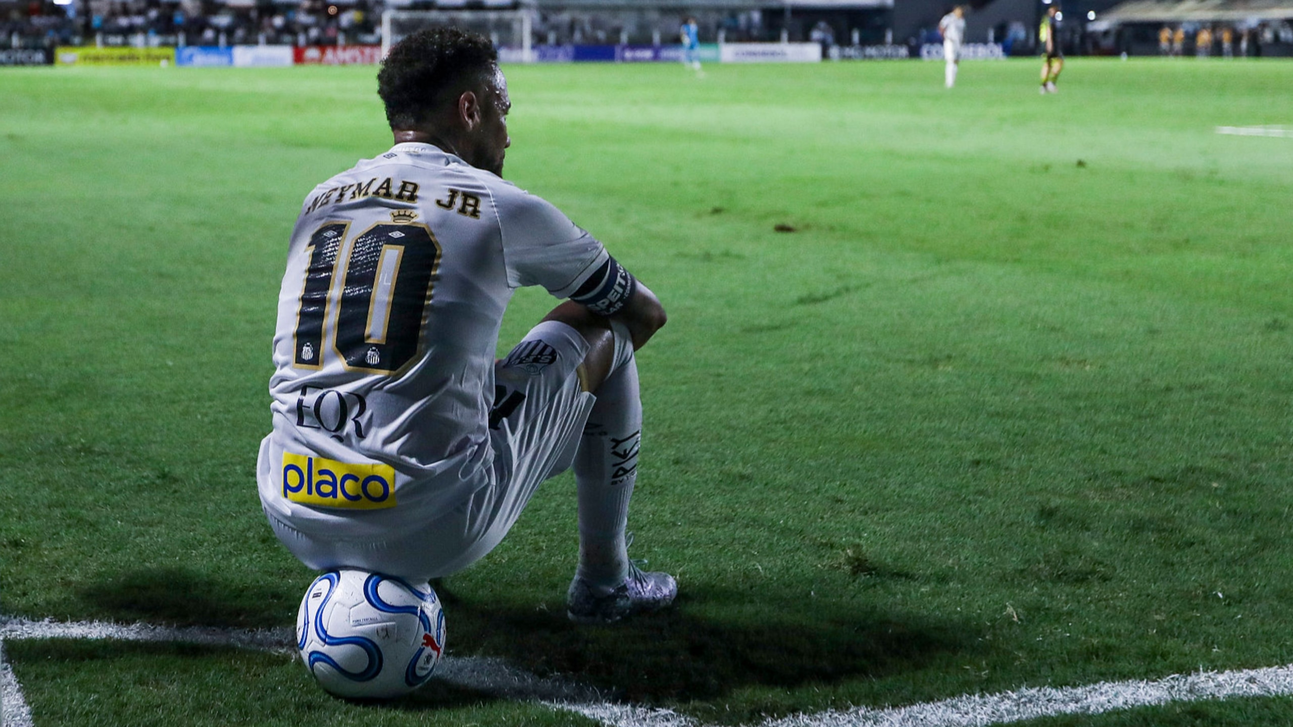 Neymar Pays Lamine Tribute 🫡