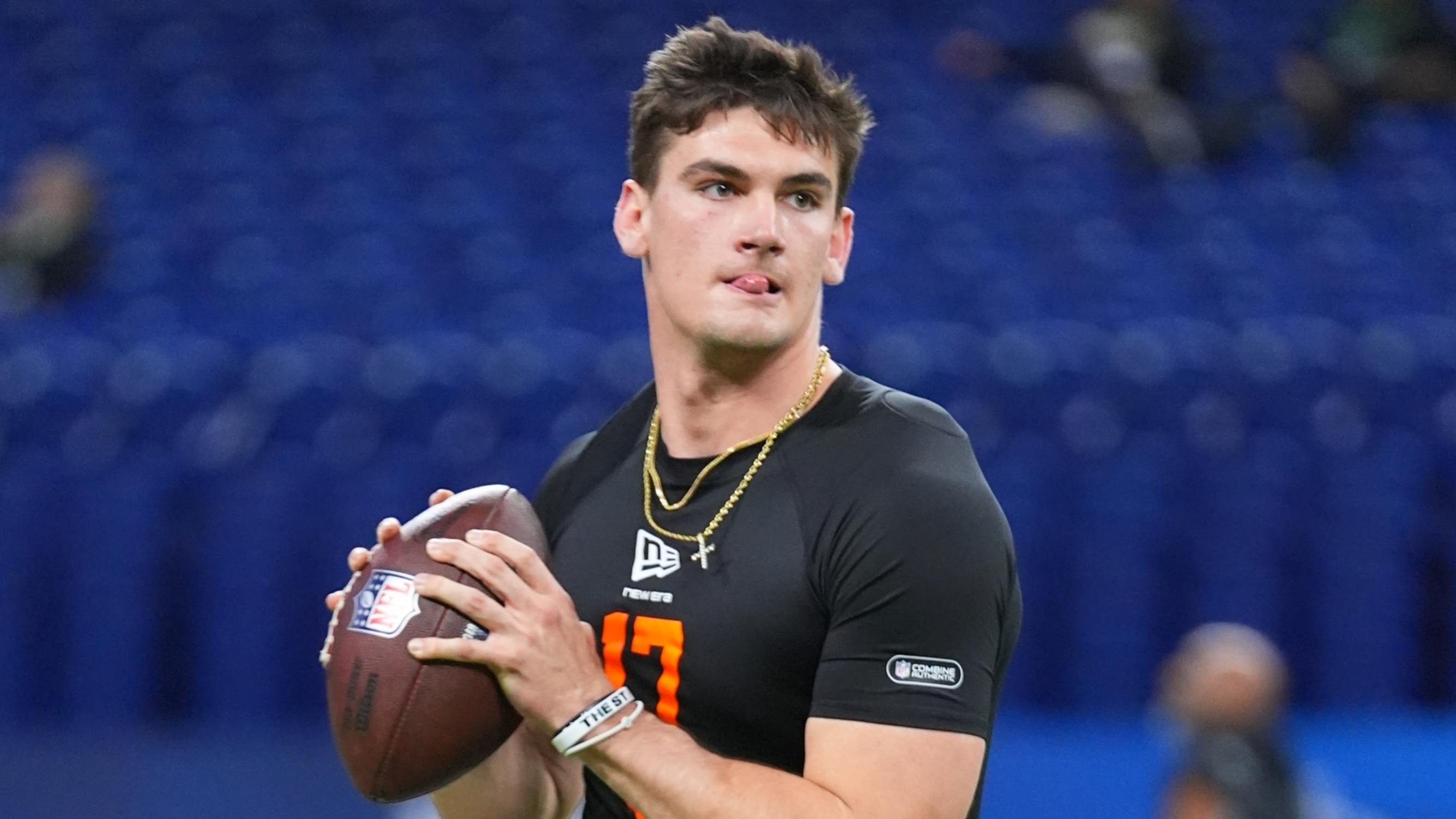 Buzz: Steelers Unlikely to Draft 1st-Rd QB