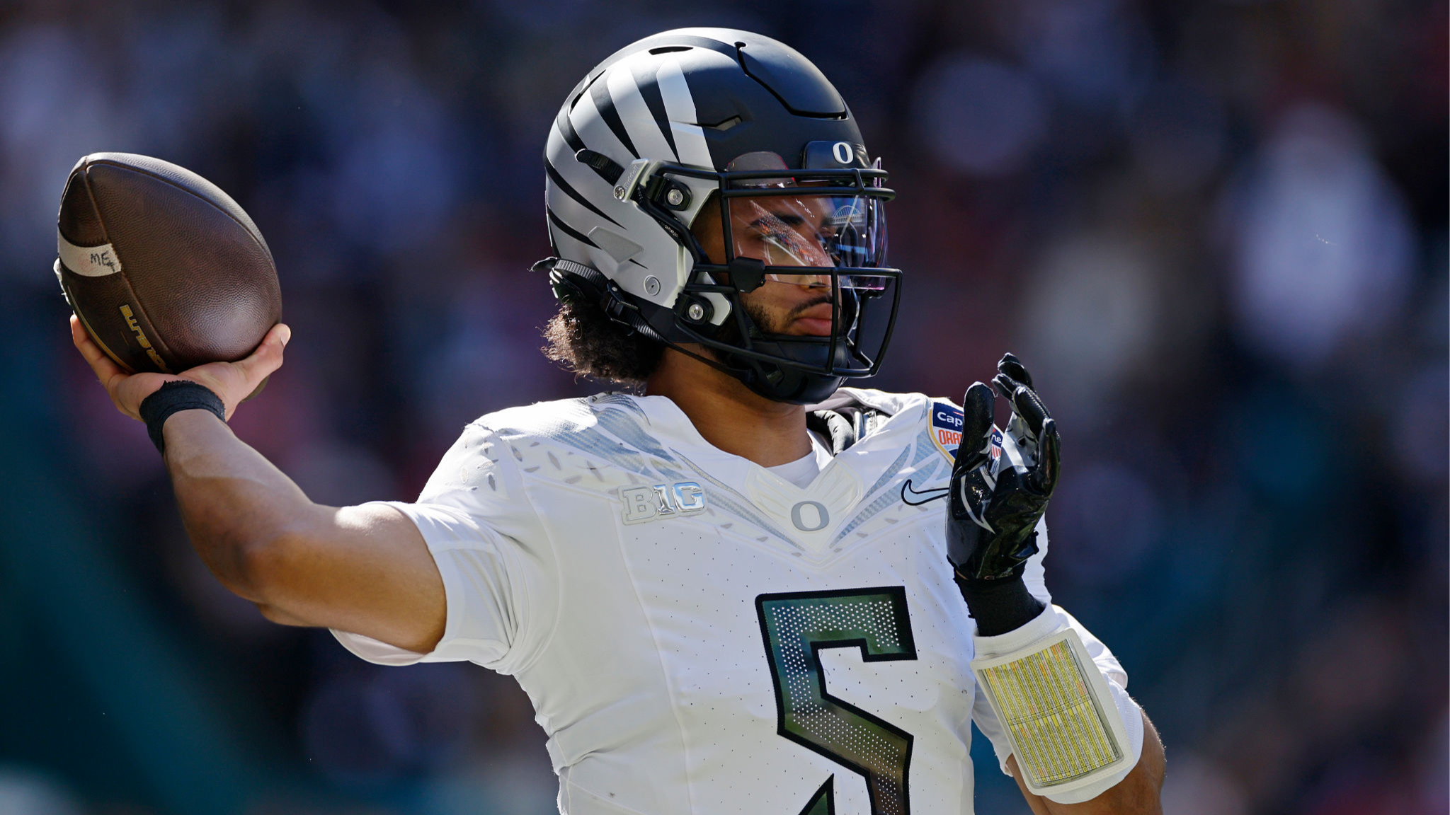 2025 Cheez-It Citrus Bowl - Texas v Michigan