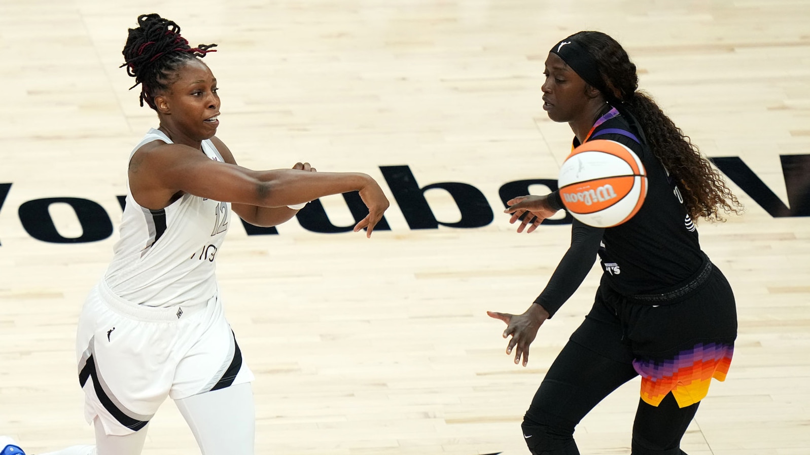 WNBA: JUL 13 Dallas Wings at Indiana Fever