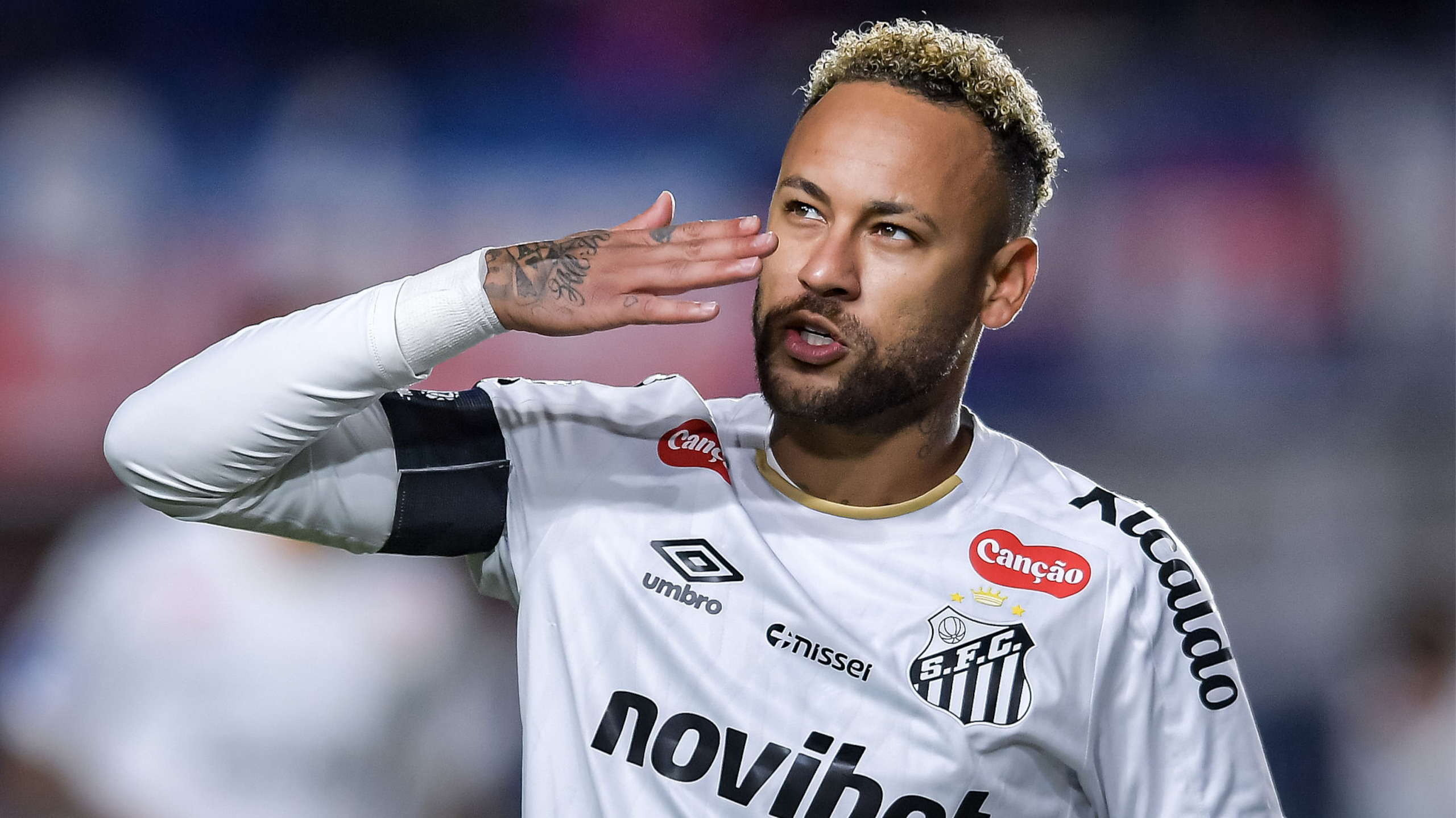 Neymar Gives Boots to Rival ❤️