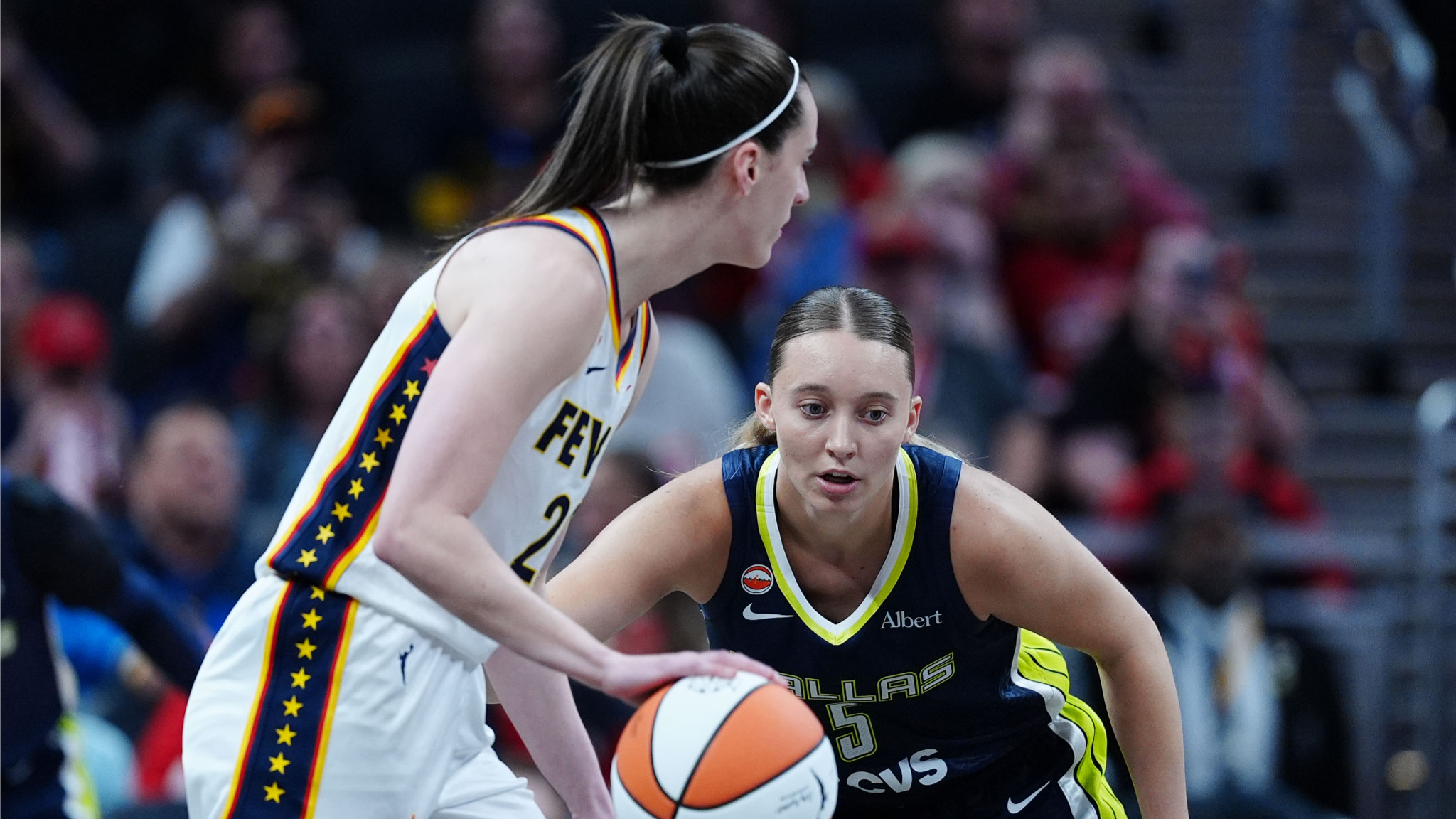Clark, Bueckers Duel in Preseason