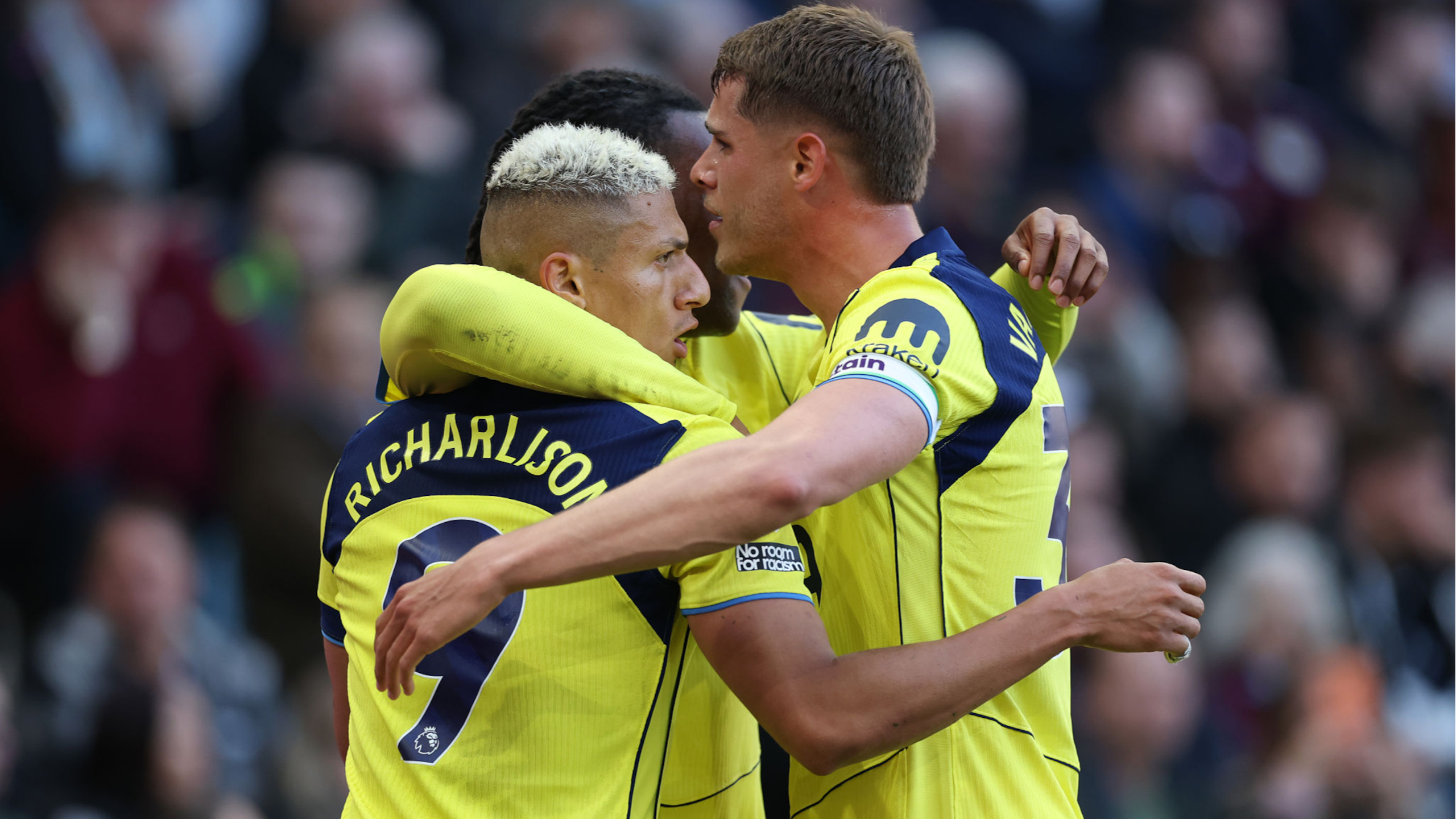 Richarlison Heads Tottenham Out of Relegation Zone 😤