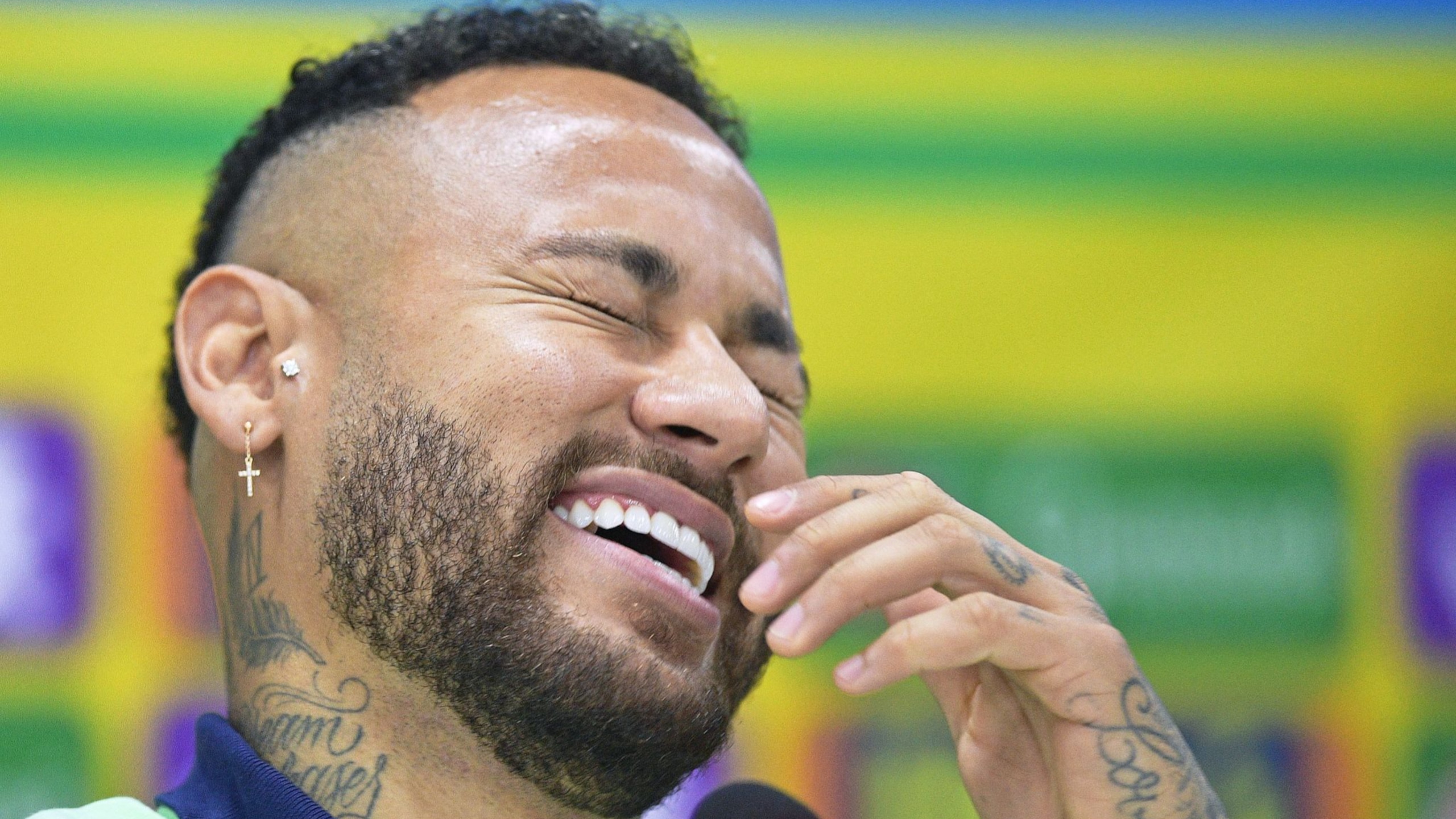 Neymar Hits Up Circus 🎪