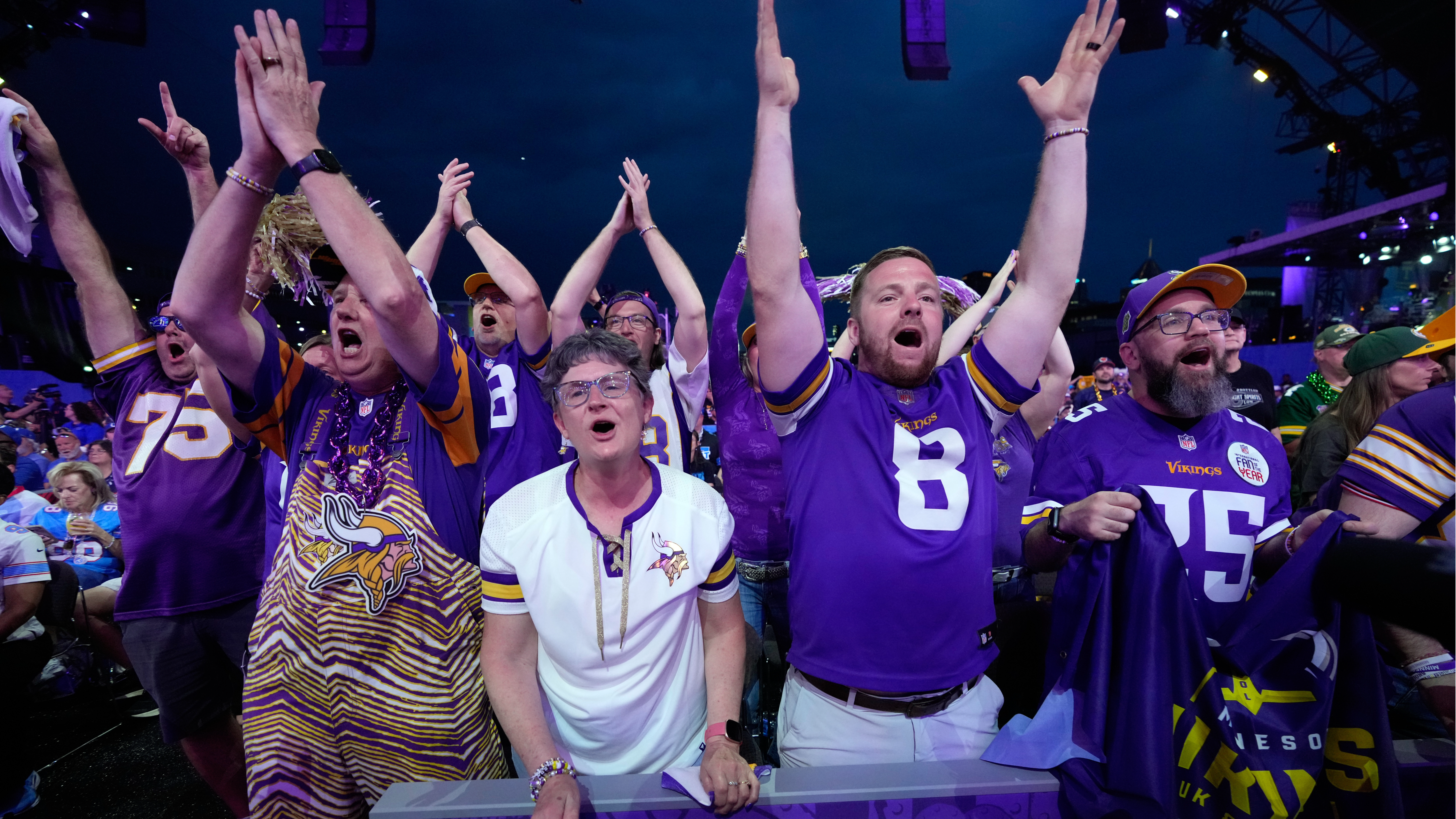 Commanders Vikings Football