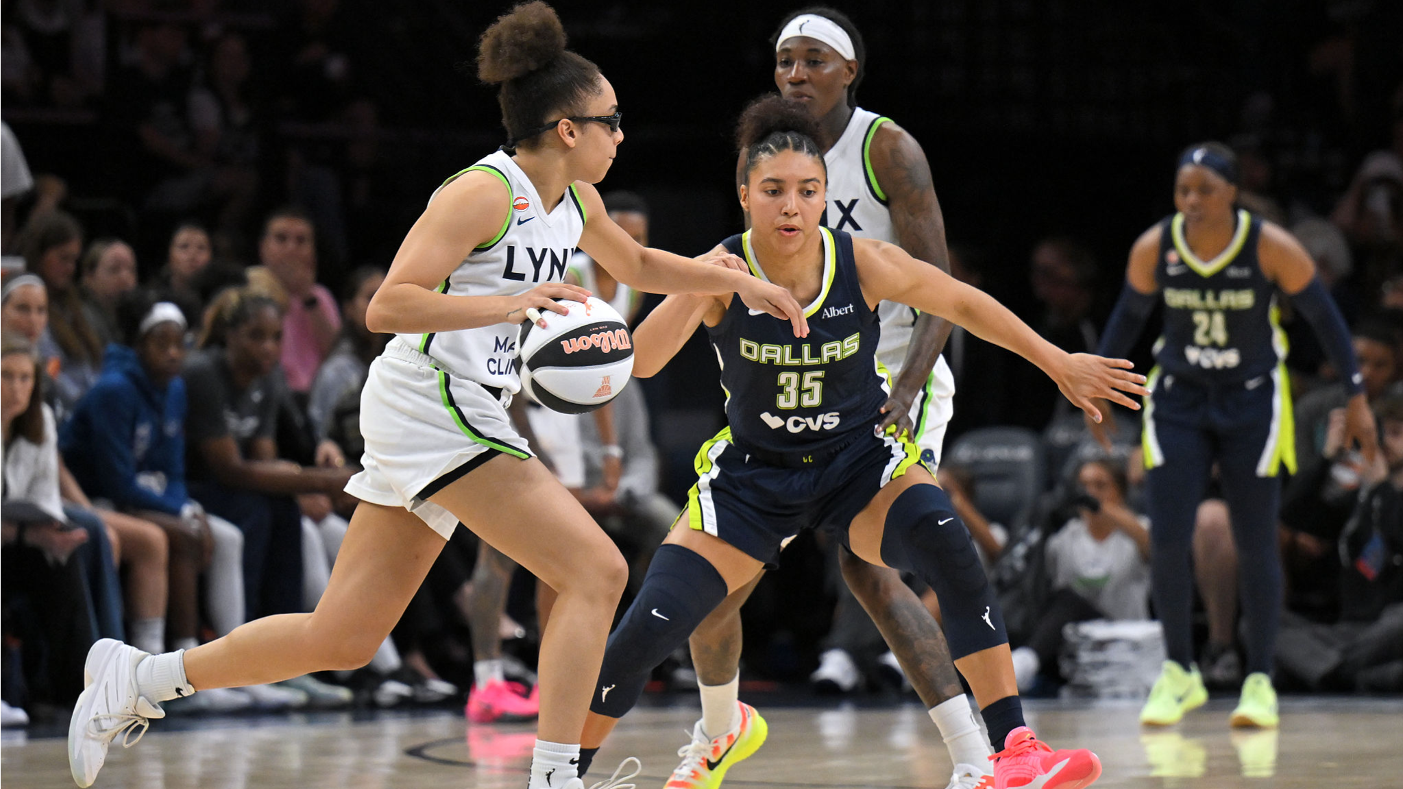 Dallas Wings v Minnesota Lynx