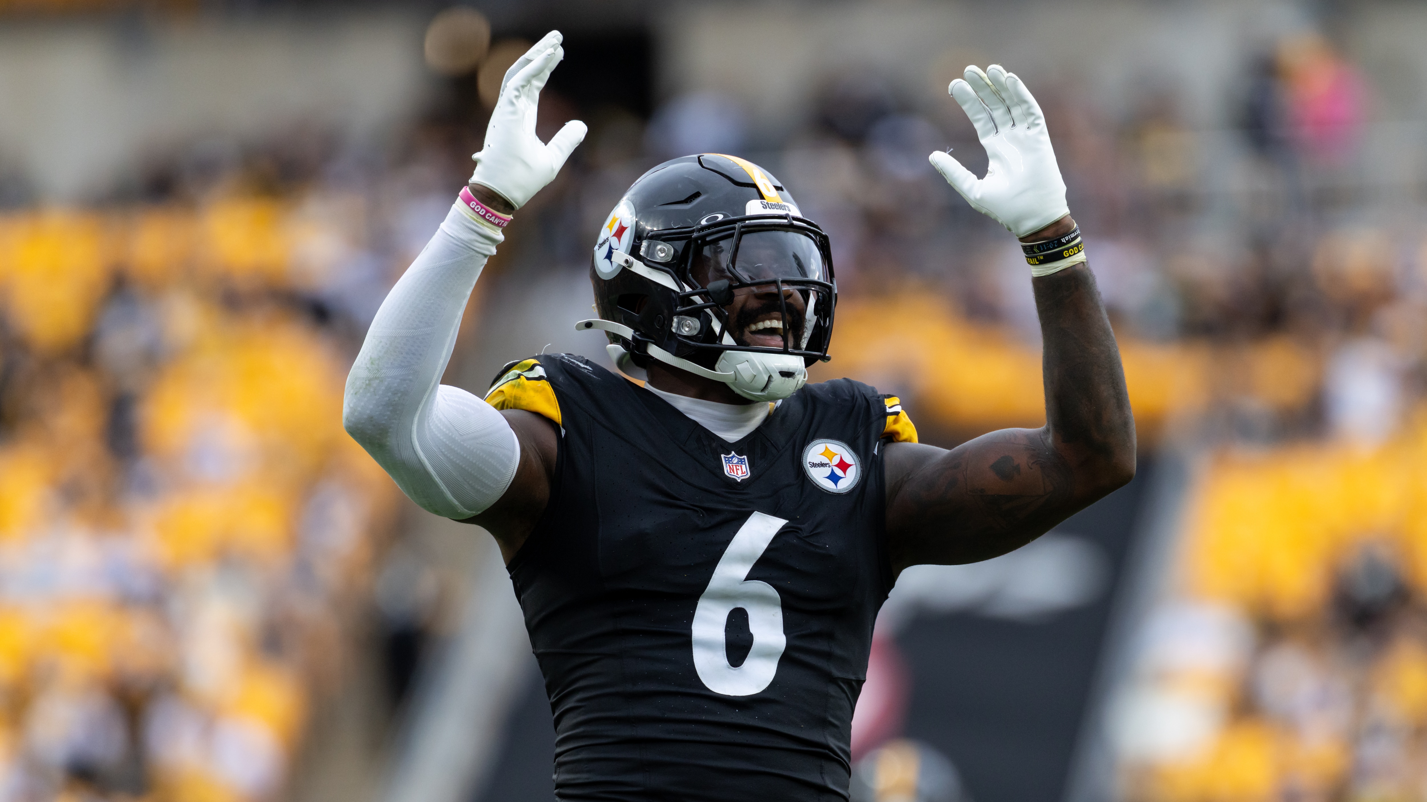 Chargers Steelers Football