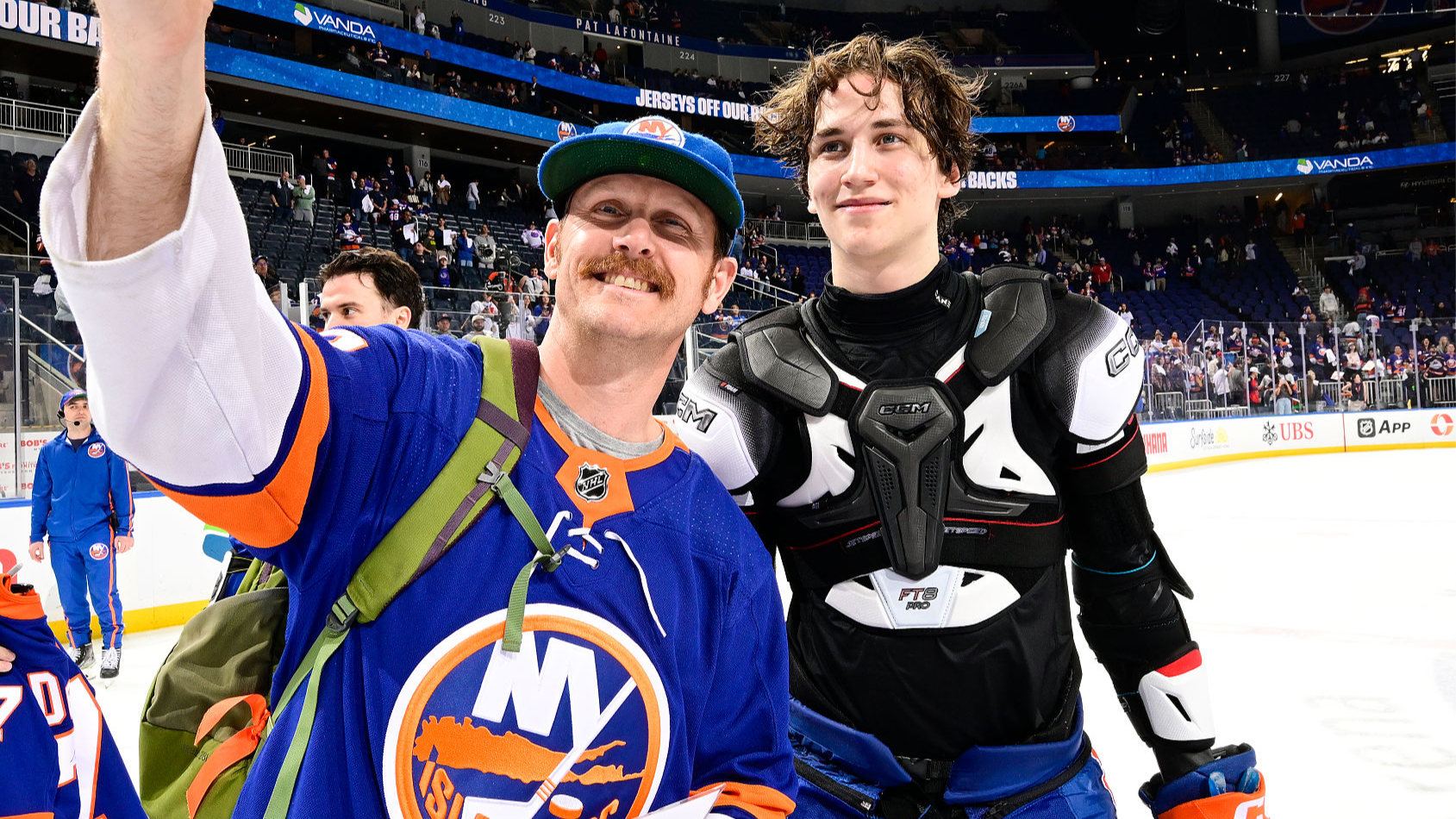 NHL: MAR 19 Islanders at Senators NHL: MAR 19 Islanders at Senators