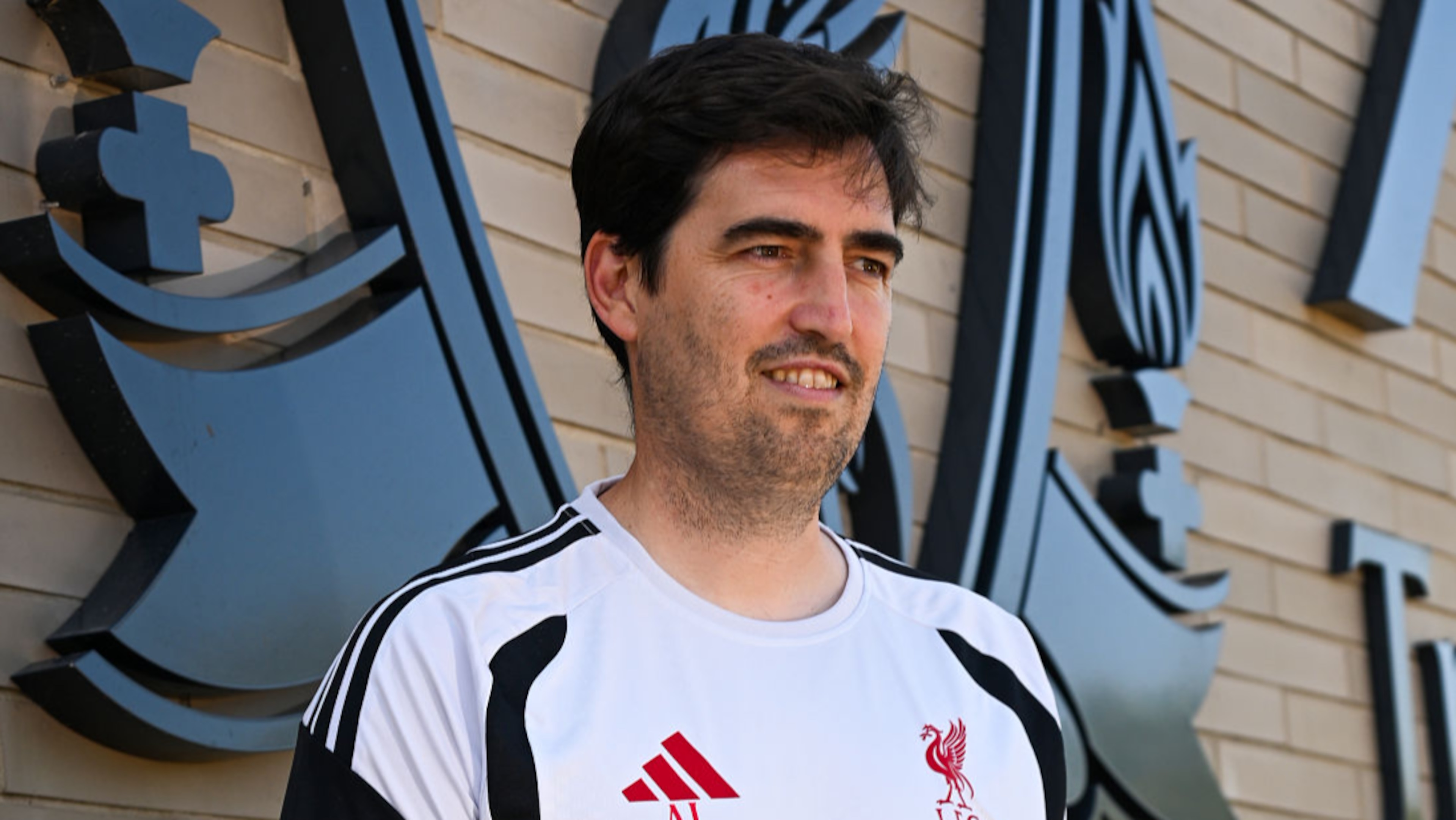 Iraola: 'We Need More Players' 👕 Iraola: 'We Need More Players' 👕