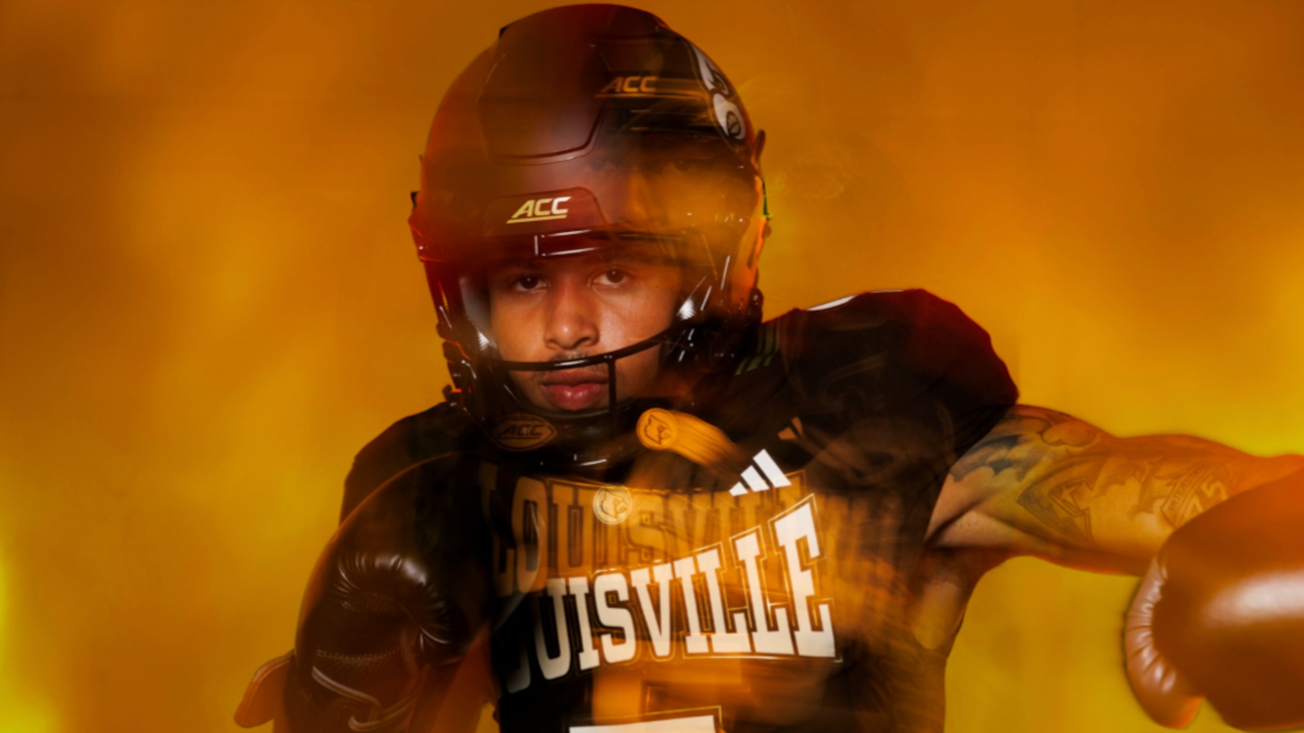 Muhammad Ali CFB Unis 🐝