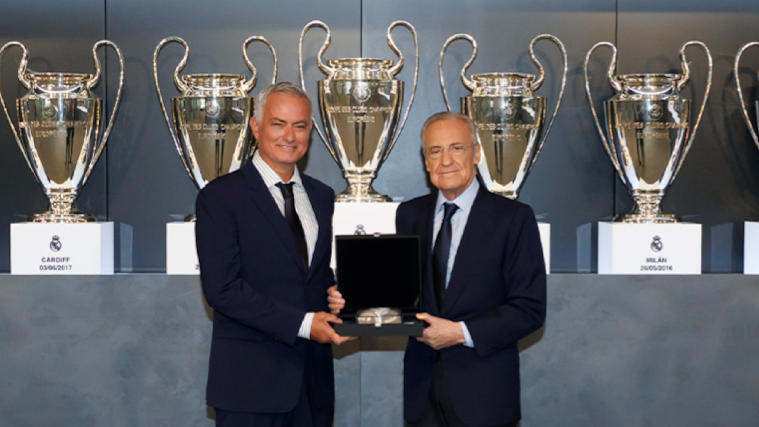 Mourinho Presented by Madrid 🤩