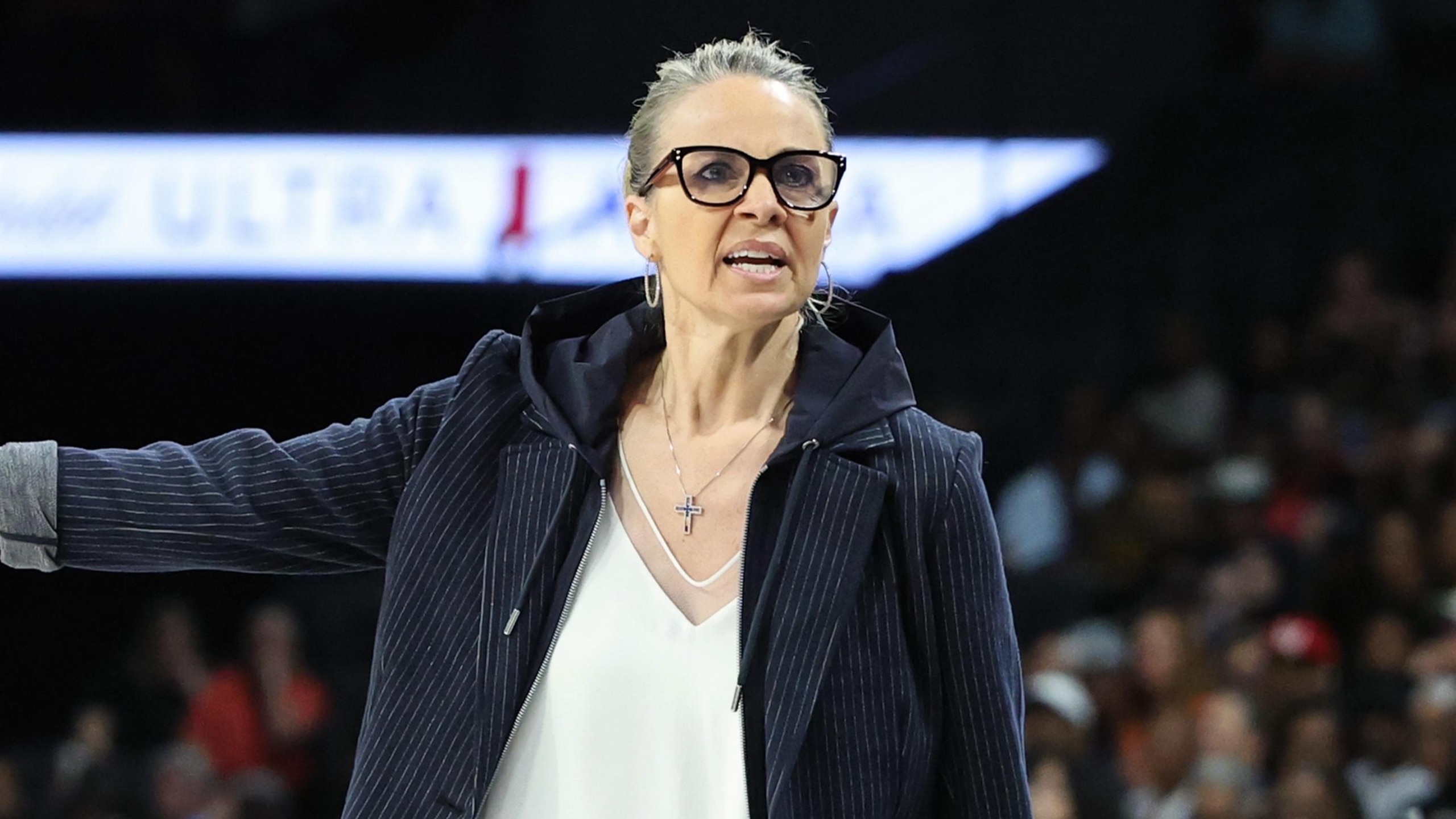 Becky Hammon Gets Tossed