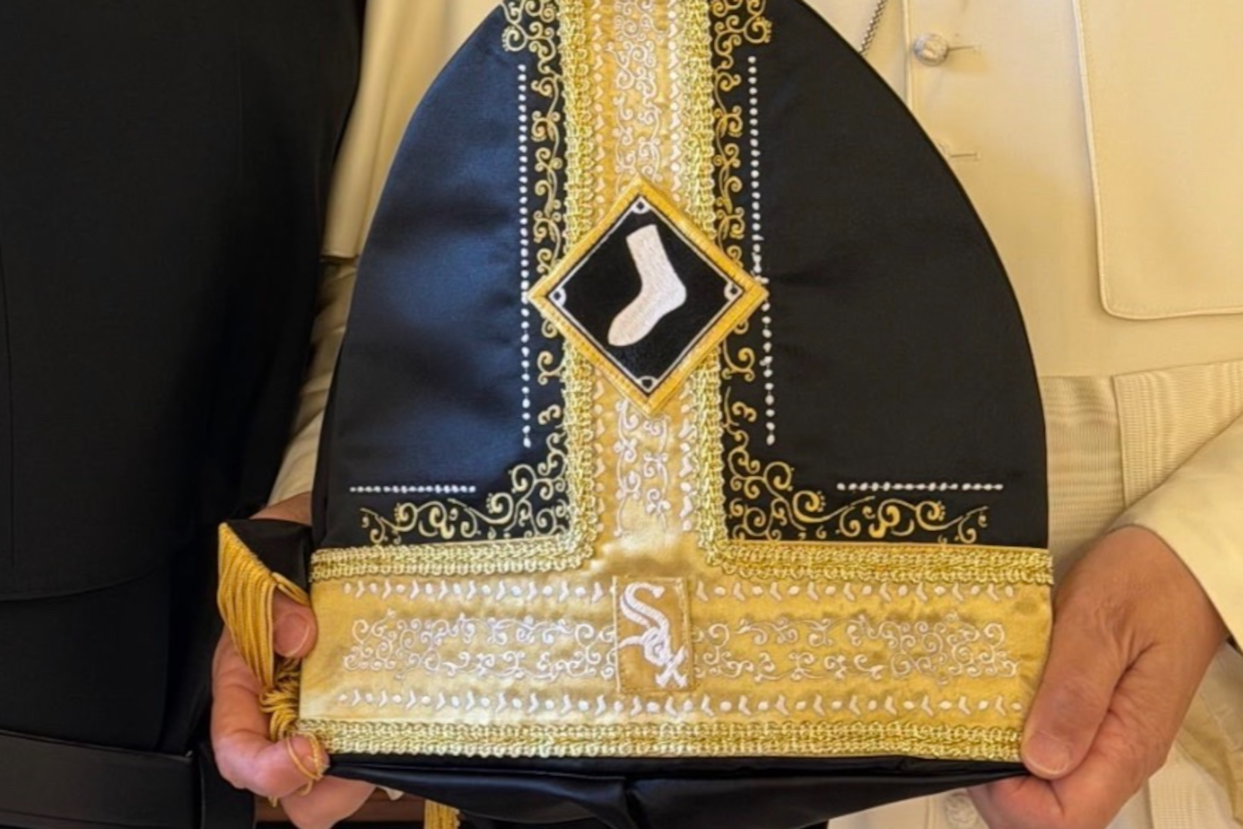 Pope Leo's White Sox Hat 🙏