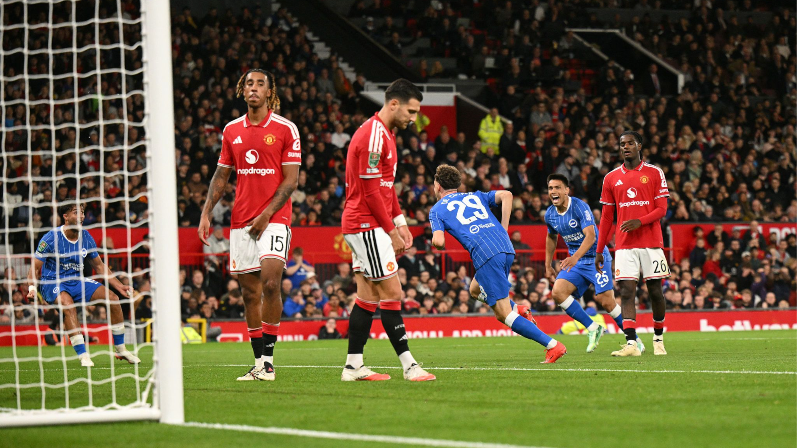 🚨 Man Utd Out of EFL Cup