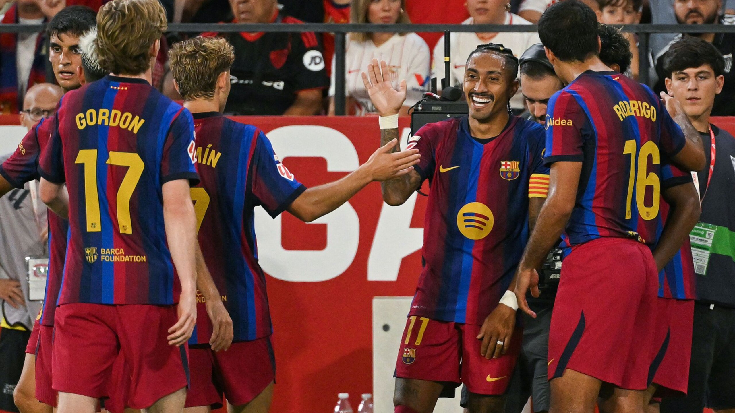 Barça Rides Raph Hatty to Three Points 🤩