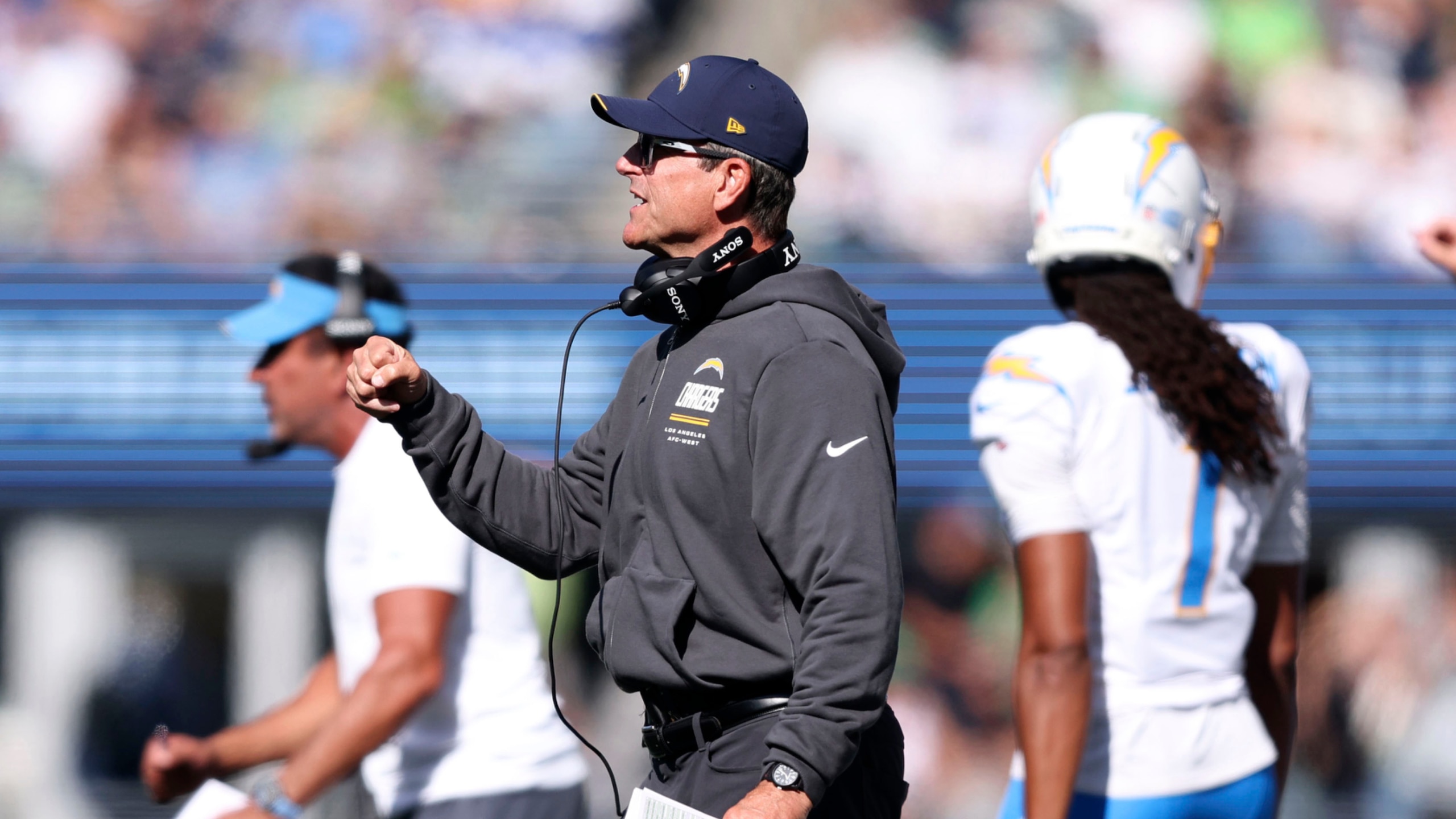 Buyers or Sellers for NFL's Most Surprising Teams 🏈
